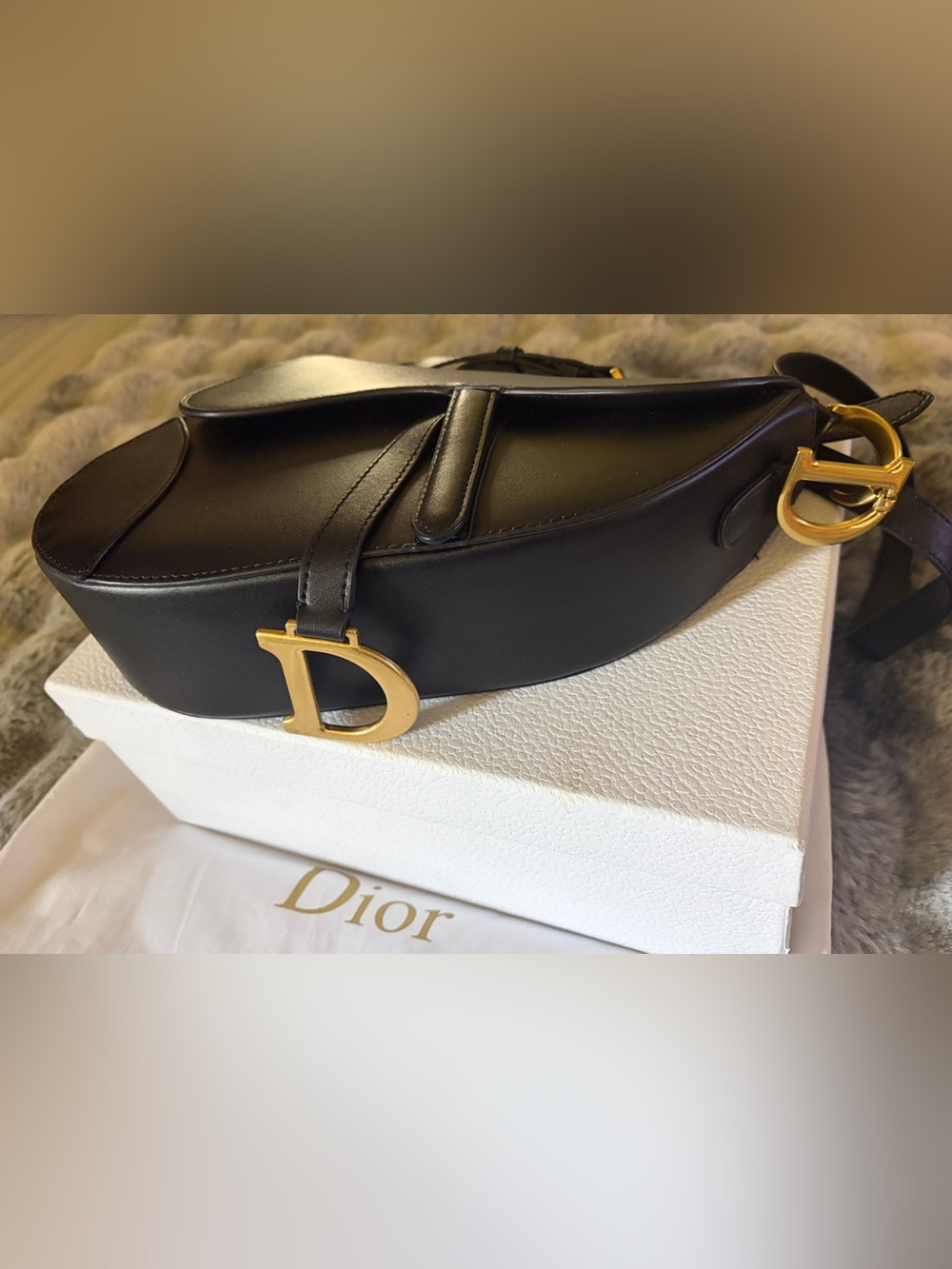Dior Black Leather Saddle Crossbody w/Gold 'D'Charm check pictures read messages - Picture 7 of 15